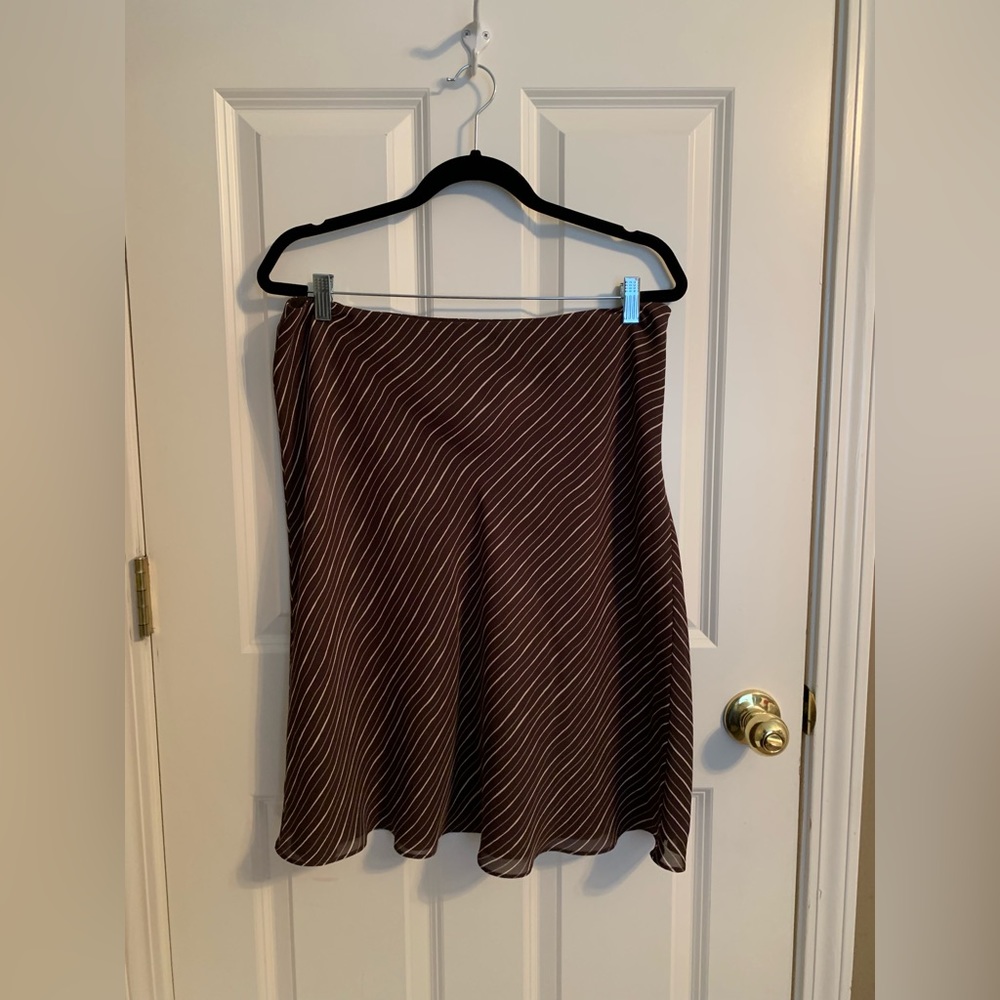 Ann Taylor Brown with thin Diagonal Stripes Swing Side Zip Skirt